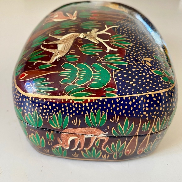 Starry Night In The Forest I Lacquer Papier-Mâché Lidded Rounded-Rectangle Box - Picture 7 of 16